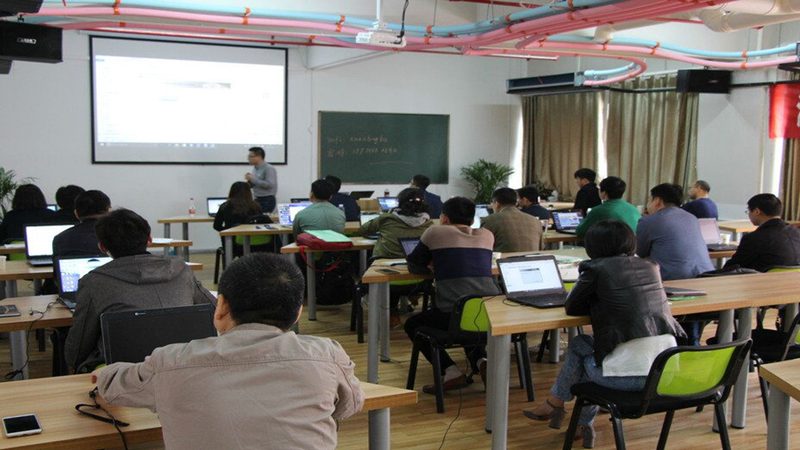 K12网课如何选择？揭秘性价比背后的关键因素