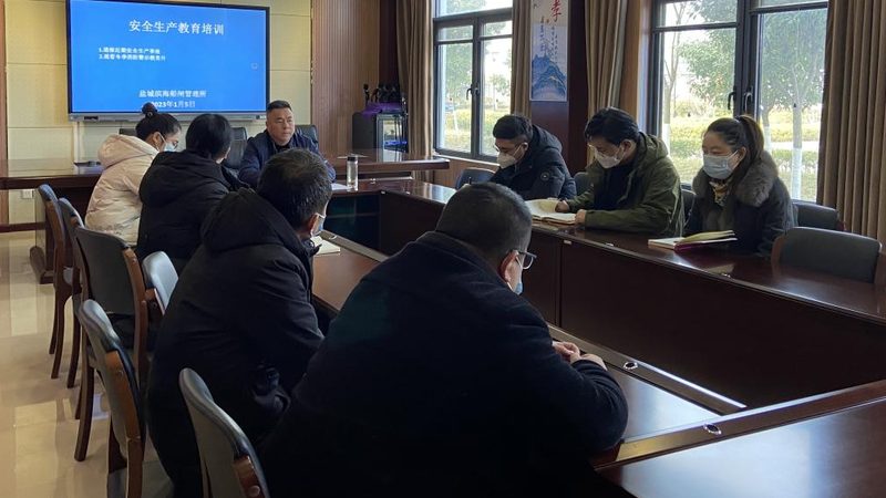 行业背景：消防工程师职业的兴起与需求