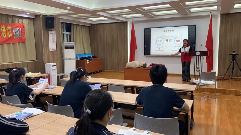 会计网课的内容和教学方式是衡量其质量的重要标准。优质课程通常具备以下特点：